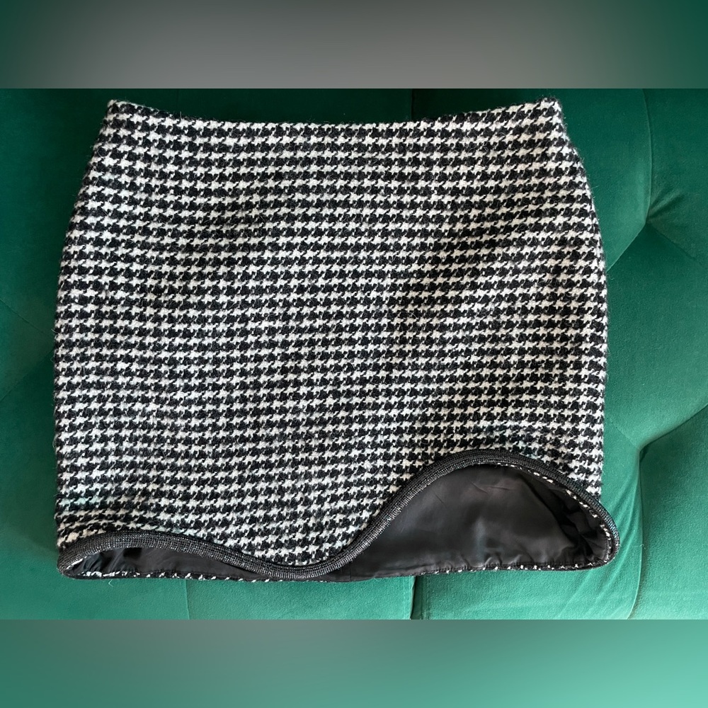 HOUNDSTOOTH CROPPED BLAZER and SKIRT - Picture 14 of 16
